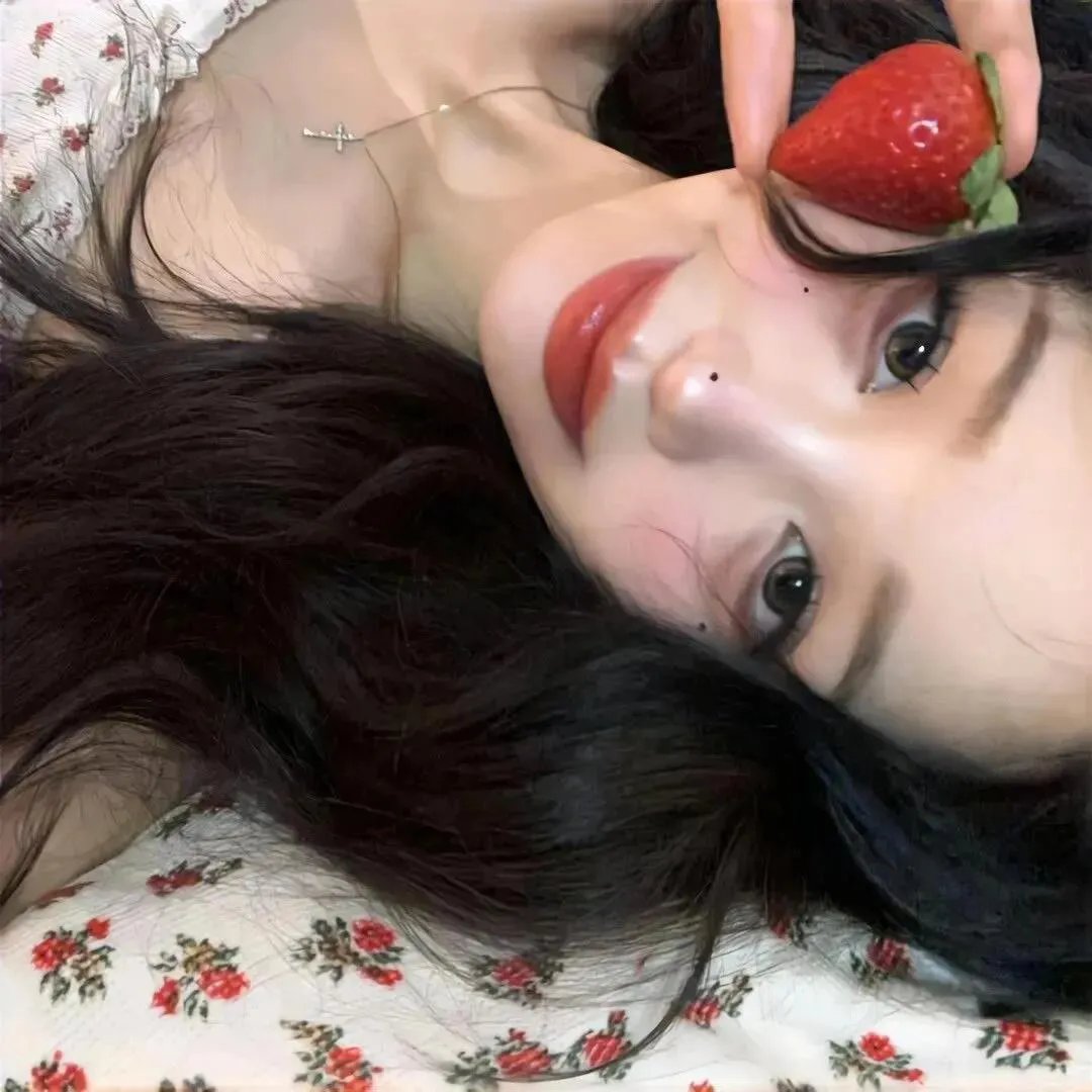 隔窗恋爱：咫尺相望